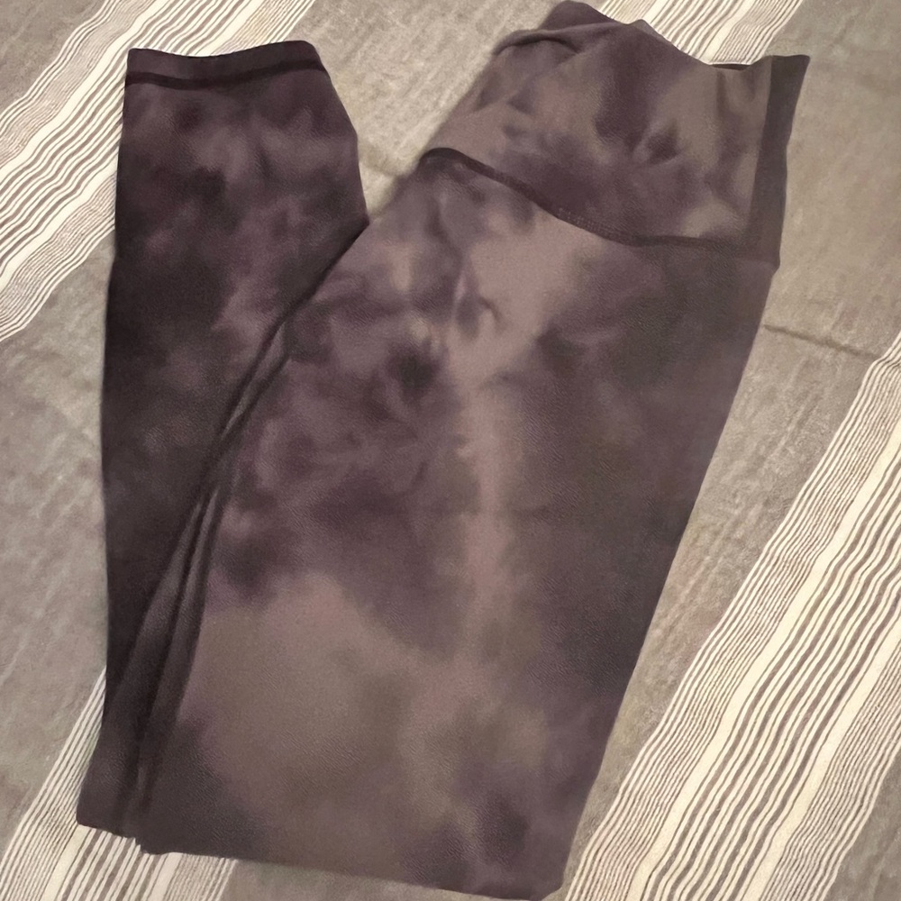 Zyia leggings